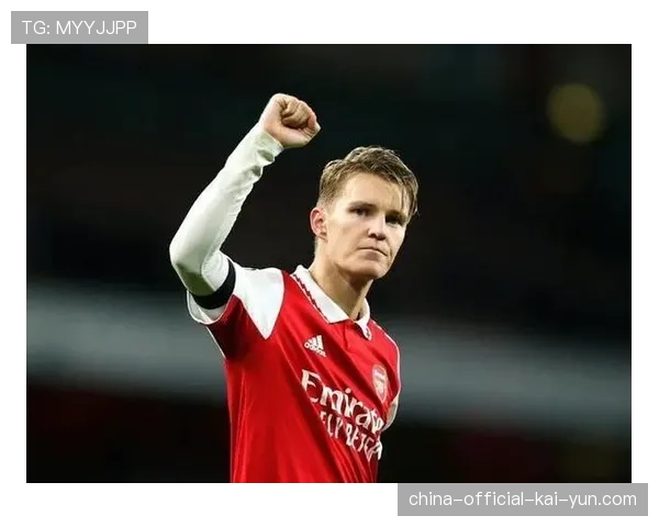 官方：阿森纳与队长厄德高完成续约，新合同至2030年